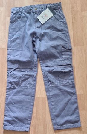 Pantalon cargo neuf avec étiquettes !134/140